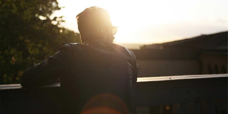 2024年三大图片编辑趋势：从色彩校正到AI抠图，Photoshop如何进化？